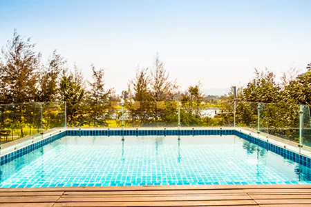 Cost of Glass Pool Fence Repair in Winter Haven, FL